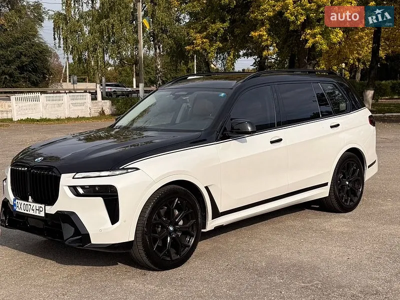 BMW X7