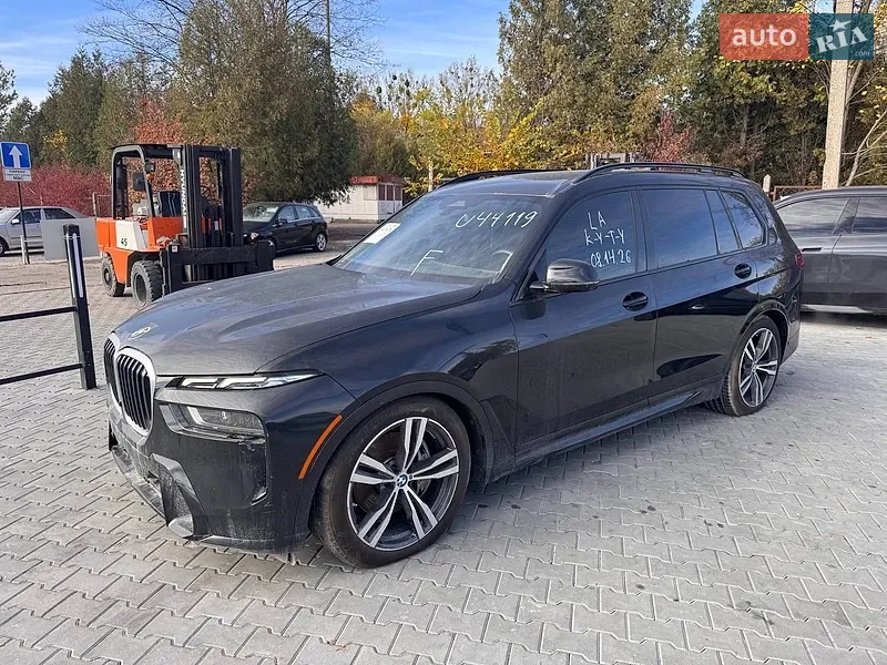 BMW X7