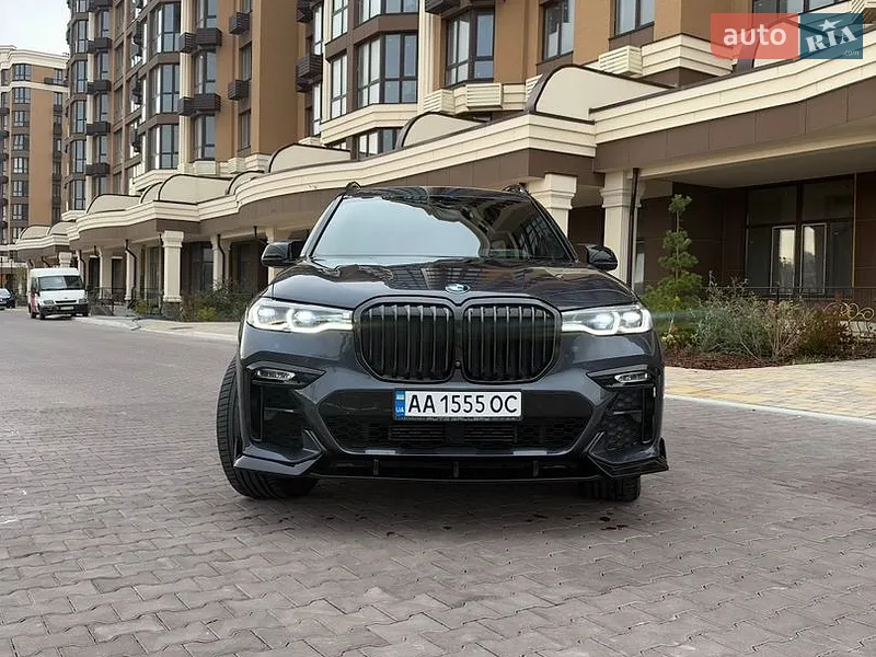 BMW X7