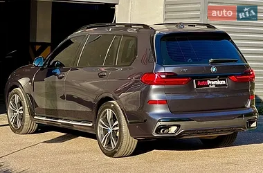 BMW X7 2020