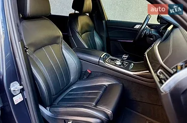 BMW X7 2020