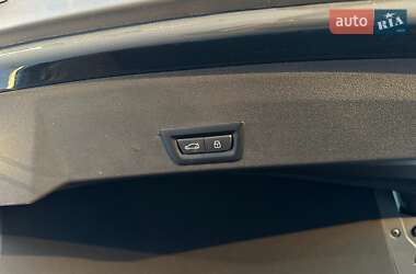 Позашляховик / Кросовер BMW XM 2023 в 