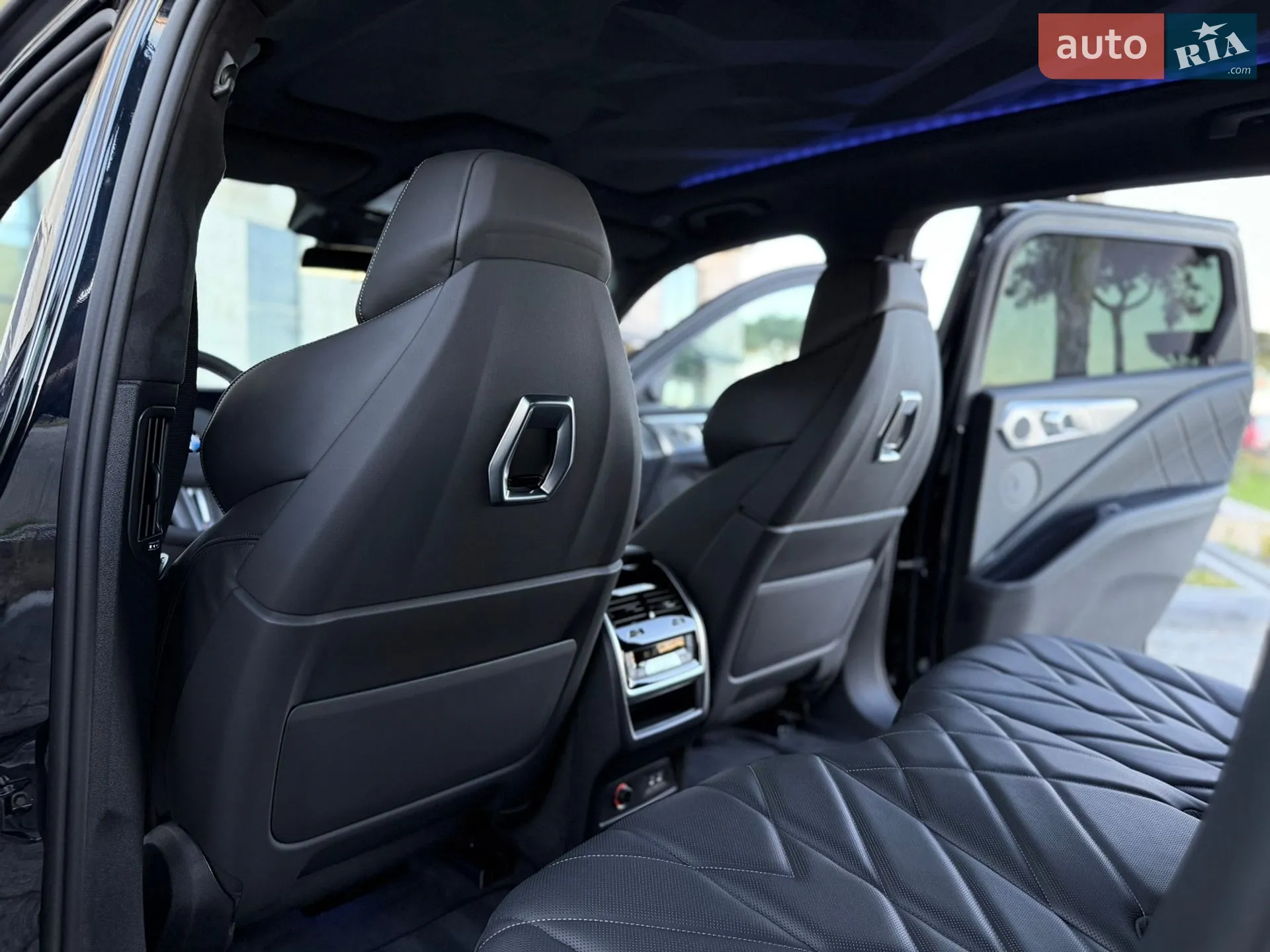 2025 BMW XM - мініатюра 82