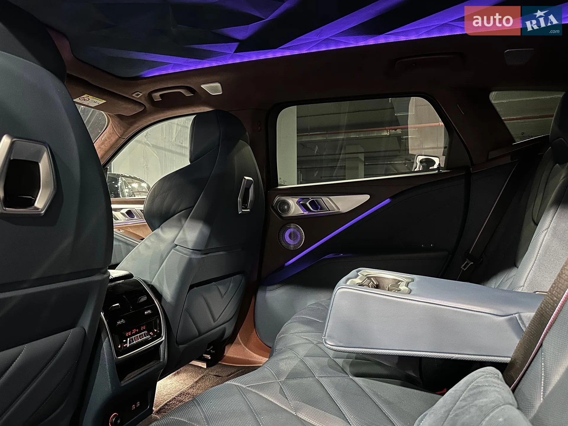 2023 BMW XM - мініатюра 11