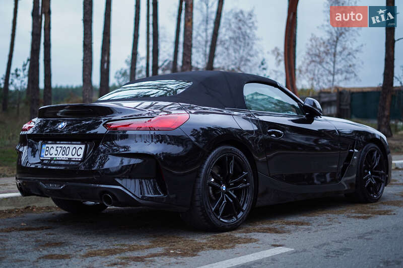 Родстер BMW Z4 2019 в Киеве фото 17 Родстер BMW Z4 2019 в Киеве