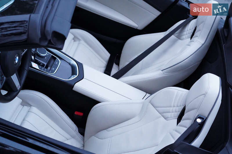 Родстер BMW Z4 2019 в Киеве фото 50 Родстер BMW Z4 2019 в Киеве