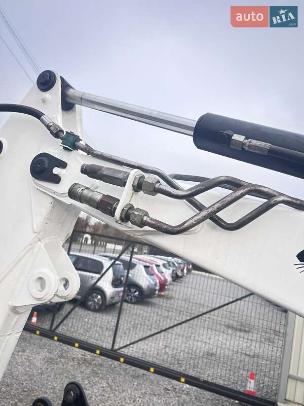 Міні-екскаватор Bobcat 325 2003 в Бориславі