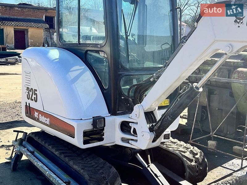 Bobcat 325 2007