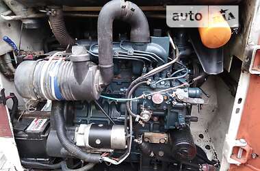Экскаватор погрузчик Bobcat 753 2000 в 