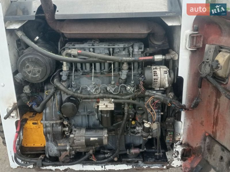 Минипогрузчик Bobcat 863 1998 в Днепре фото 12 Минипогрузчик Bobcat 863 1998 в Днепре