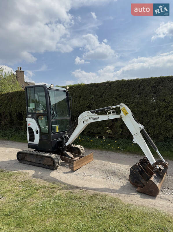 Миниэкскаватор Bobcat E 2019 в 