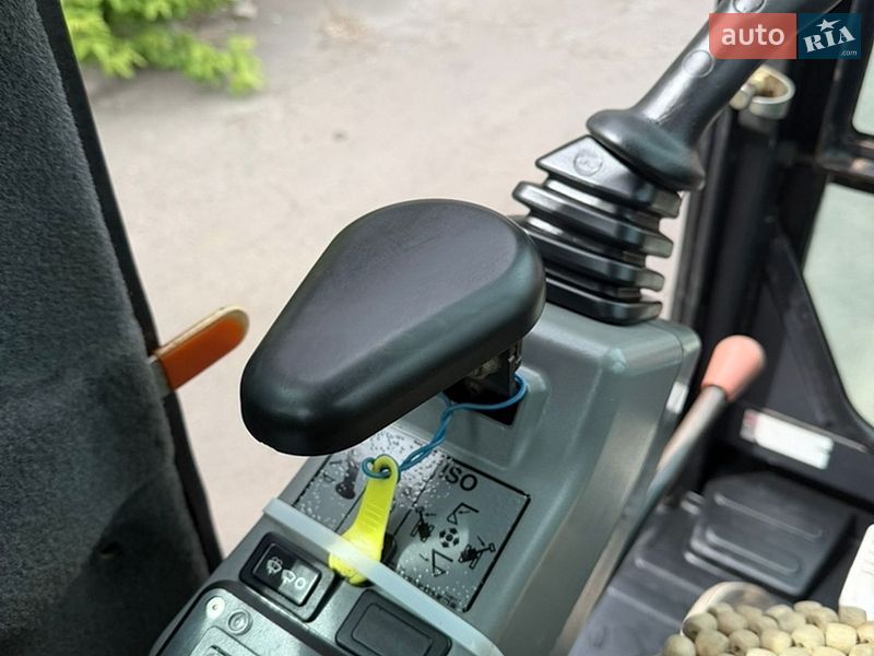 Миниэкскаватор Bobcat E 2010 в Луцке