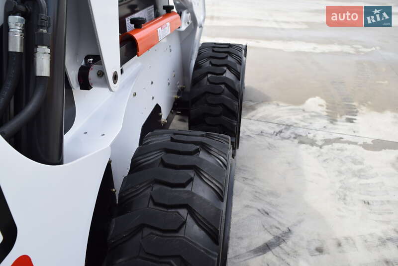 Минипогрузчик Bobcat S250 2004 в Ровно