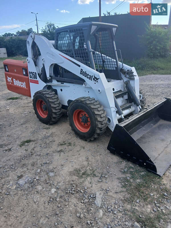 Bobcat S250 2005