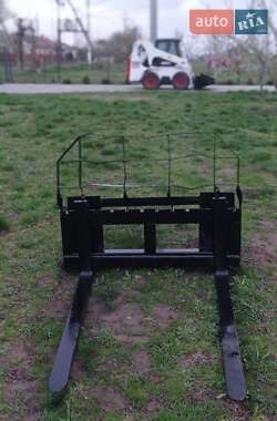 Другая спецтехника Bobcat S300 2004 в 