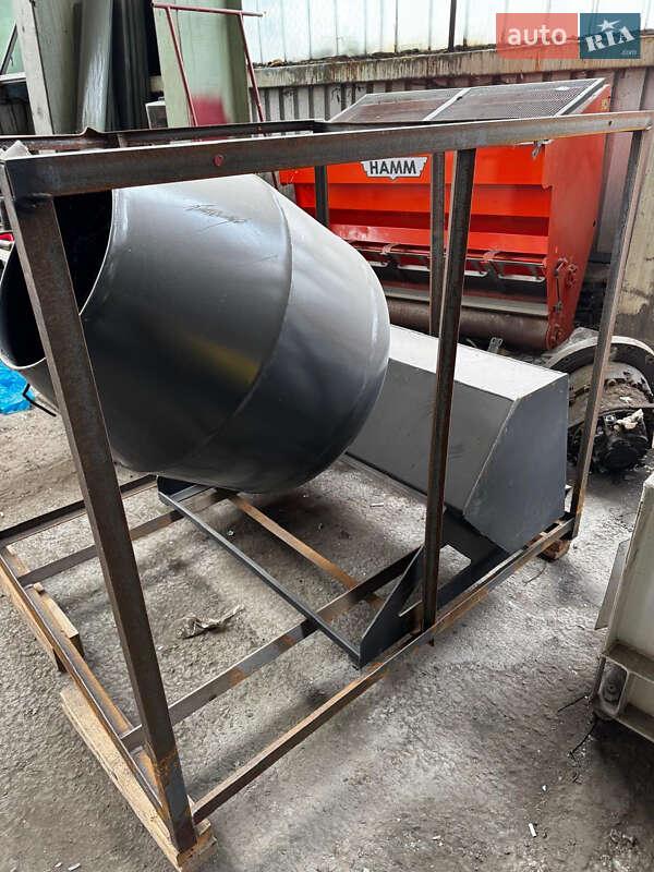 Минипогрузчик Bobcat S300 2010 в Луцке