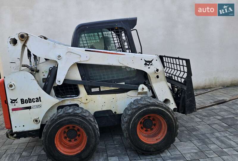 Міні-вантажник Bobcat S650 2014 в Мукачевому