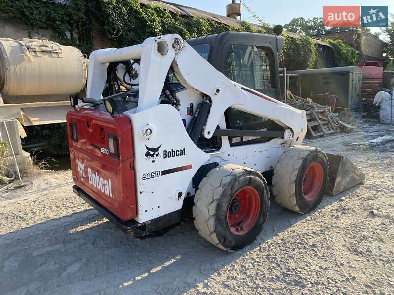 Фронтальный погрузчик Bobcat S650 2013 в 