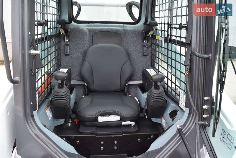 Минипогрузчик Bobcat S650 2015 в Ровно