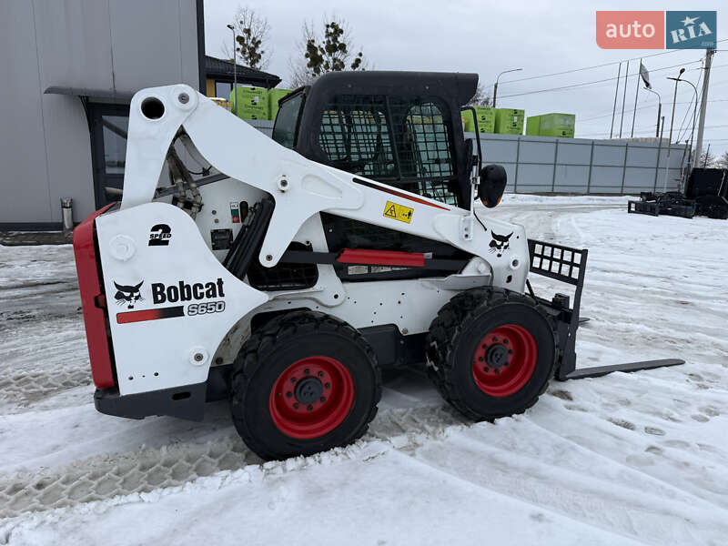 Міні-вантажник Bobcat S650 2011 в Луцьку фото 5 Міні-вантажник Bobcat S650 2011 в Луцьку