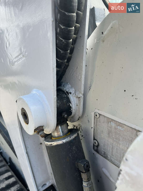 Минипогрузчик Bobcat T190 2002 в Ковеле