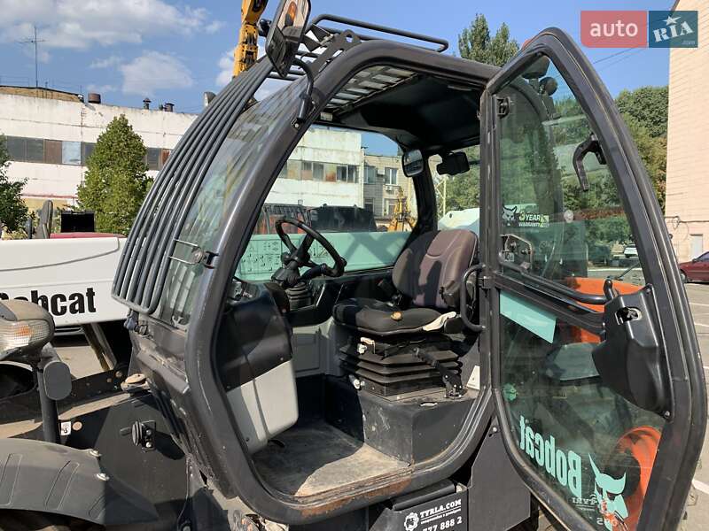 Телескопічні навантажувачі Bobcat T36120 2017 в Києві