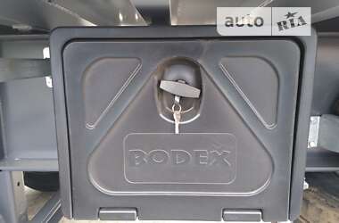 Зерновоз - полуприцеп Bodex KIS 3B 2023 в 