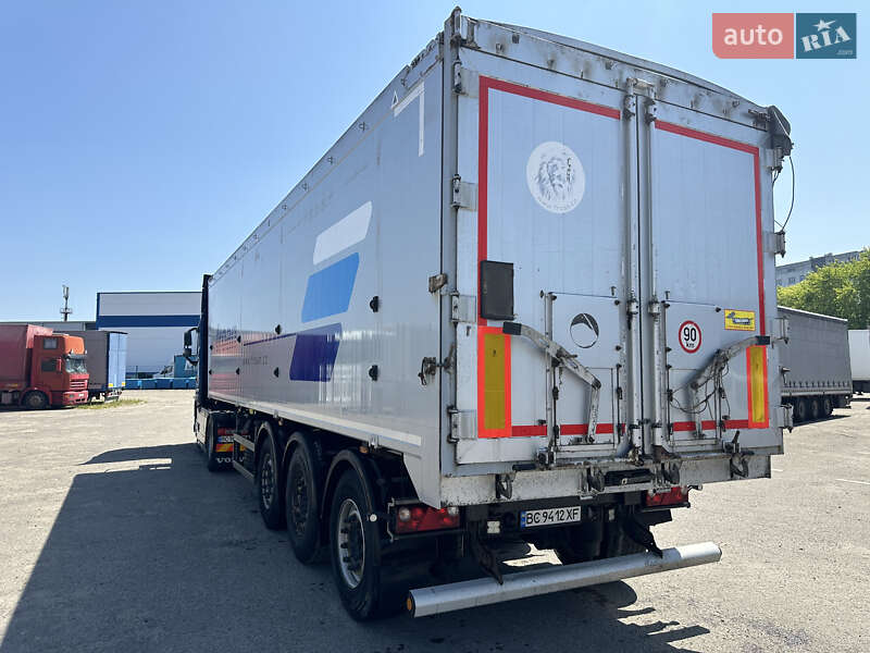 Зерновоз - напівпричіп Bodex KIS 3B 2016 в Львові