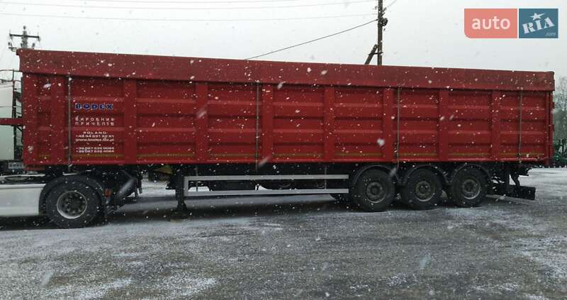 Зерновоз - полуприцеп Bodex KIS 3W-A 2008 в Александрие
