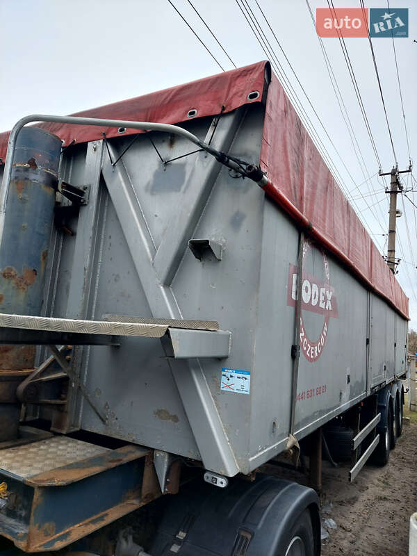 Самоскид напівпричіп Bodex KIS 3W-A 2007 в Новій Водолагі