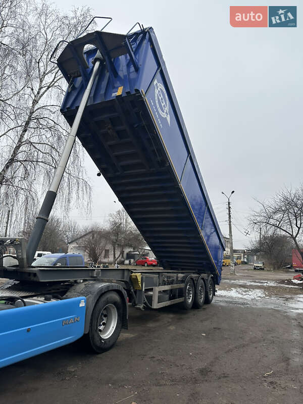Зерновоз - полуприцеп Bodex KIS 3W-A 2016 в Борисполе