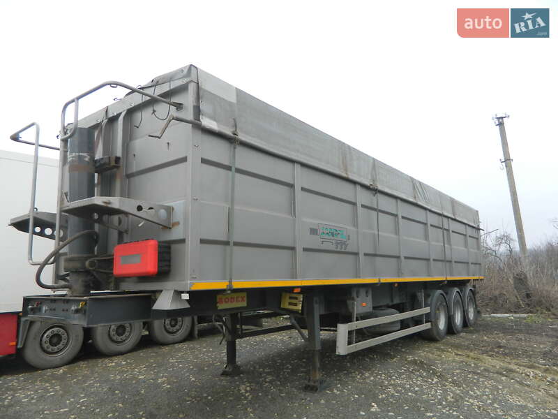 Зерновоз - полуприцеп Bodex KIS 3W-A 2008 в Хмельницком фото 4 Зерновоз - полуприцеп Bodex KIS 3W-A 2008 в Хмельницком