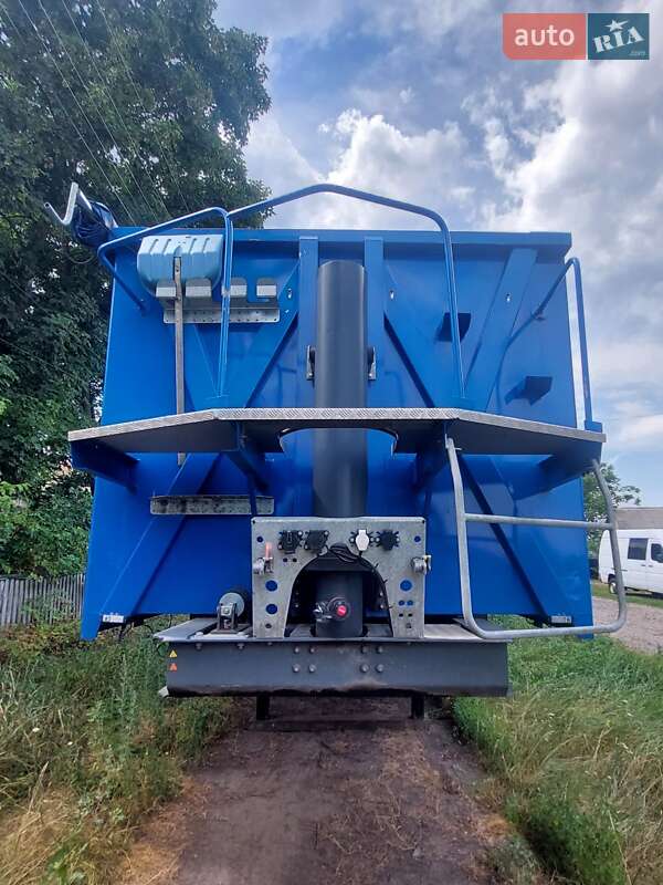 Самосвал полуприцеп Bodex KIS 3W-A 2009 в Яготине