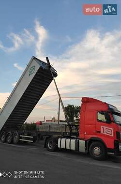 Самоскид напівпричіп Bodex KIS 3W-A 2008 в Охтирці