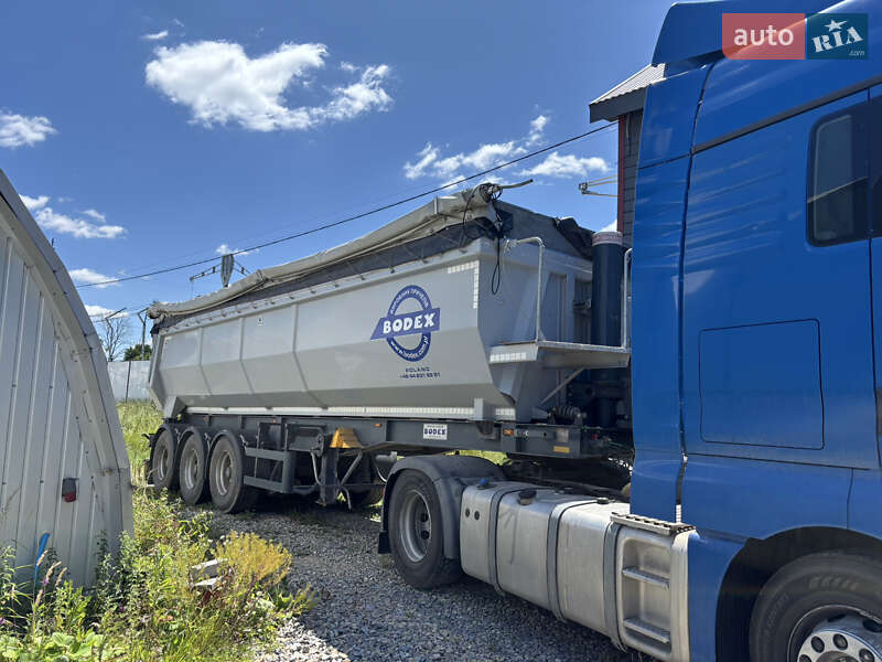 Самосвал полуприцеп Bodex KIS 3W-A 2008 в Ивано-Франковске