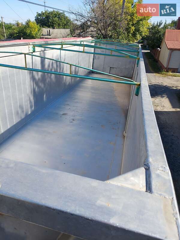 Самоскид напівпричіп Bodex KIS 3W-A 2007 в Новій Водолагі