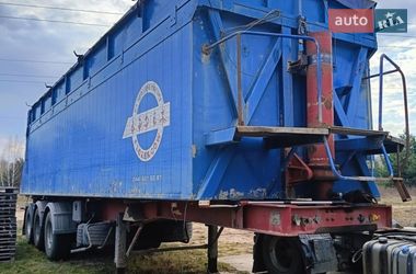 Зерновоз - полуприцеп Bodex KIS 3W-A 2007 в Макарове