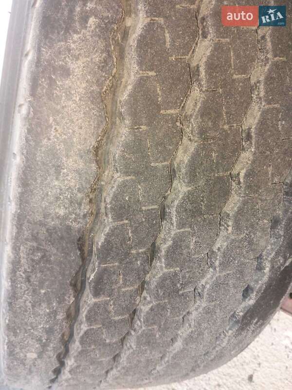 Зерновоз - напівпричіп Bodex KIS 3W-S 2006 в Кам'янці-Бузькій фото 13 Зерновоз - напівпричіп Bodex KIS 3W-S 2006 в Кам'янці-Бузькій