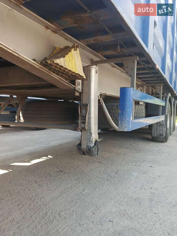 Зерновоз - полуприцеп Bodex KIS 3W-S 2010 в Запорожье