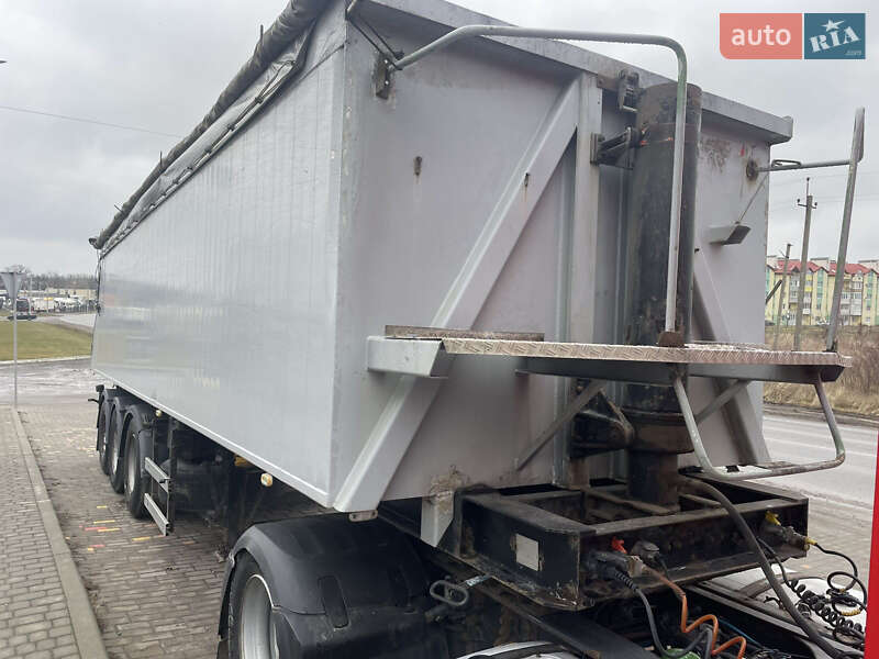 Самосвал полуприцеп Bodex KIS 3W-S 2002 в Радехове фото 7 Самосвал полуприцеп Bodex KIS 3W-S 2002 в Радехове