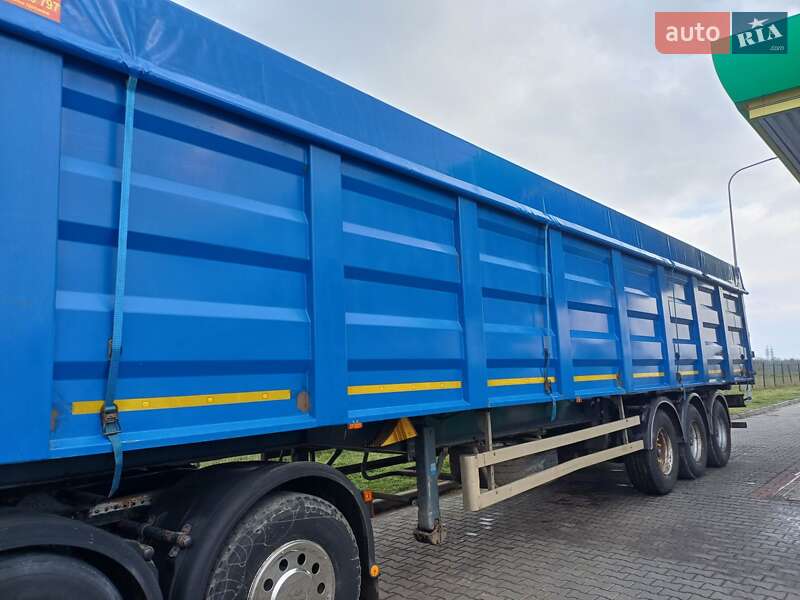 Самосвал полуприцеп Bodex KIS 3W-S 2010 в Одессе