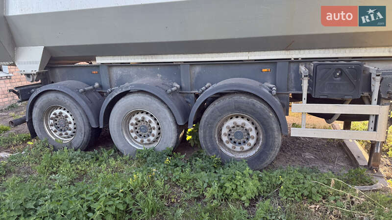 Самосвал прицеп Bodex KIS 3W-S 2007 в Шепетовке