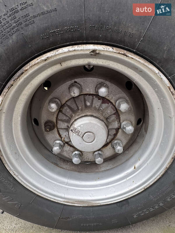 Самосвал полуприцеп Bodex KIS 3W-S 2007 в Луцке