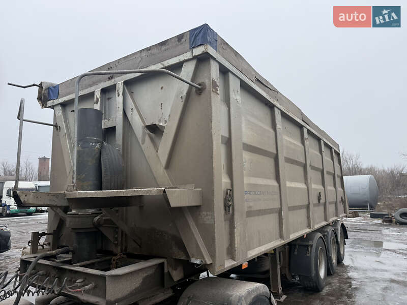 Самосвал полуприцеп Bodex KIS 3W-S 2007 в Николаеве