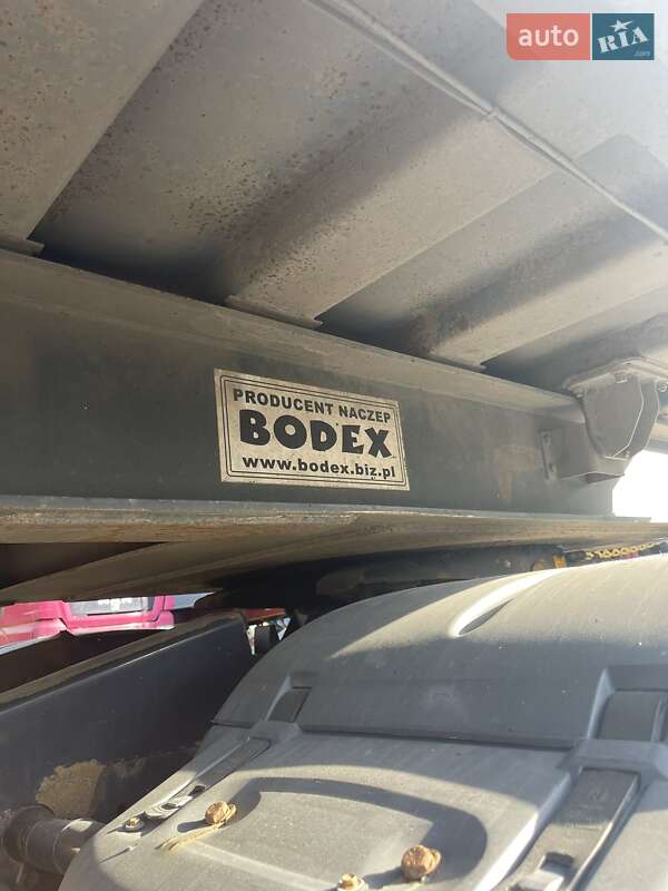 Самосвал полуприцеп Bodex KIS 3W 2013 в Виннице