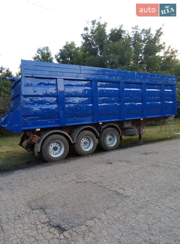 Самоскид напівпричіп Bodex KIS 3W 2008 в Дніпрі