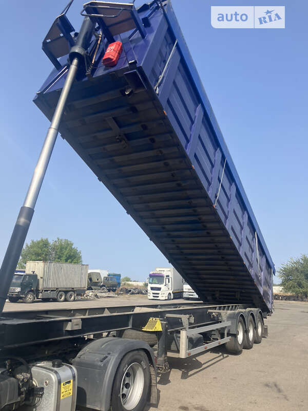 Зерновоз - полуприцеп Bodex KIS 2017 в Одессе