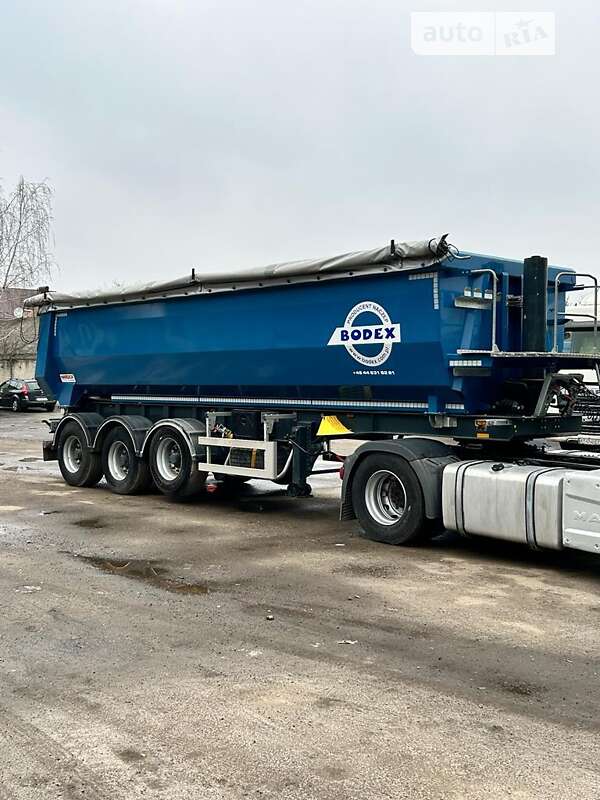 Самосвал полуприцеп Bodex KIS 2008 в Ивано-Франковске