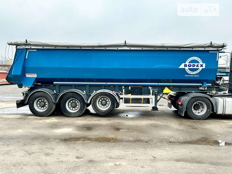 Самосвал полуприцеп Bodex KIS 2008 в Ивано-Франковске