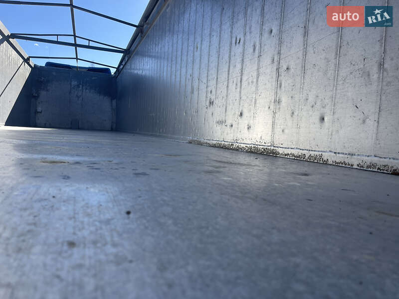 Самоскид напівпричіп Bodex KIS 2011 в Долині